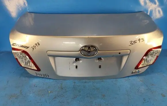 Toyota Camry Tailgate/trunk/boot lid 6440133460