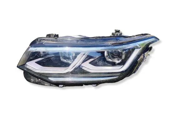 Volkswagen Tiguan Headlight/headlamp 5NB941081G