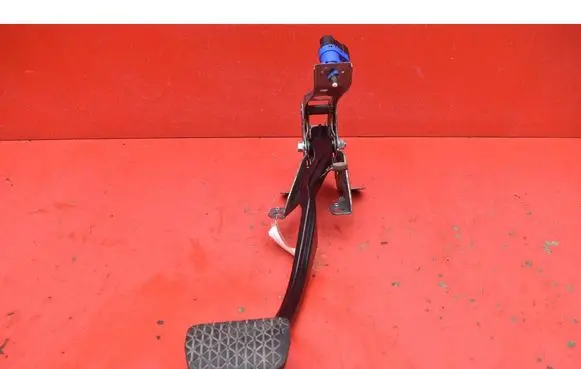Mazda 6 Accelerator throttle pedal S0855
