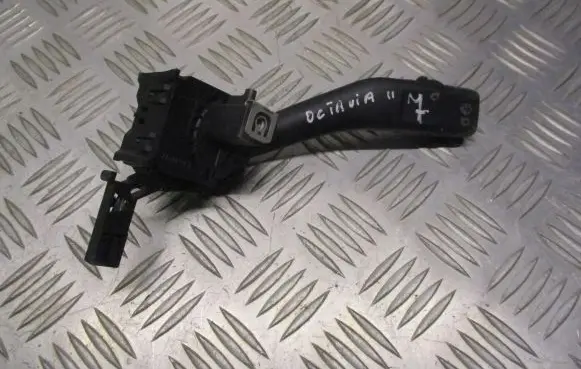 Skoda Octavia Mk2 (1Z) Wiper control stalk