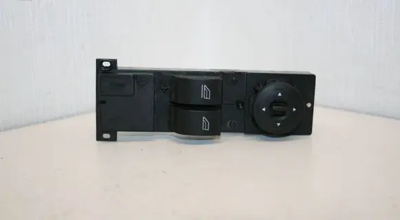 Ford Focus Electric window control switch 7M5T14529BA 03168080
