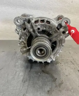 Volkswagen Golf VIII Generator/alternator 03L903023K