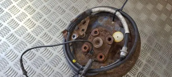 Opel Corsa D Stub axle 