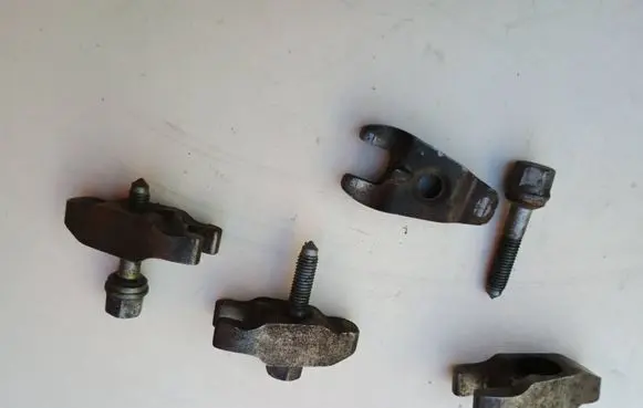 Ford Fusion Fuel Injector clamp holder F6JA