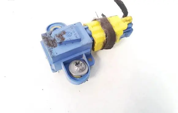 Volkswagen Golf V Airbag deployment crash/impact sensor 1k0955557a 0232es37j2lf