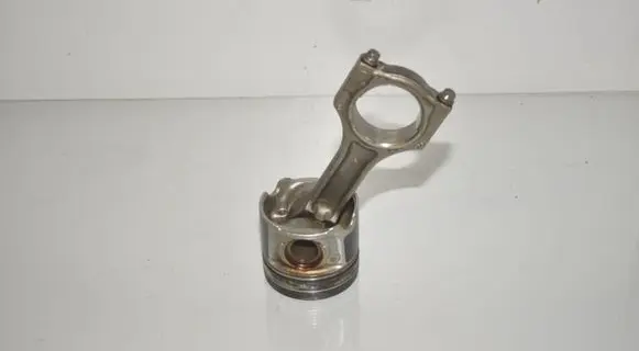 BMW 3 F30 F35 F31 Piston 8571012 11258571012