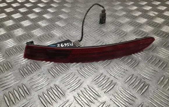 Volkswagen Touareg II Rear fog light 7P6945701K