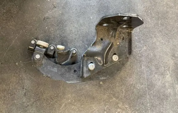 Mercedes-Benz Vito Viano W639 Sliding door latching motor A6397600700