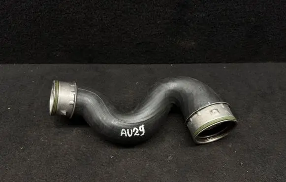 Audi A6 S6 C5 4B Intercooler hose/pipe 3B0145828G