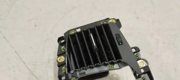 Dashboard side air vent grill/cover trim
