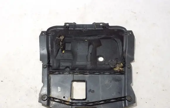 Dacia Sandero Engine splash shield/under tray 758900184R