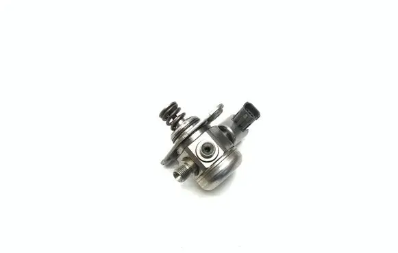 Jaguar XJ X351 Fuel injection high pressure pump 8W939D376AF