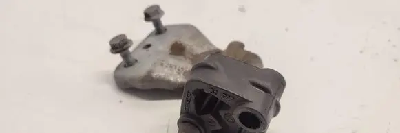 Mercedes-Benz GLC C253 Muffler mount bracket/holder A2534920000