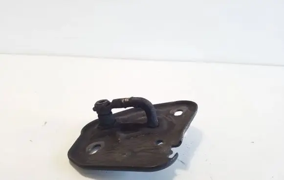 Audi Q3 8U Engine bonnet/hood lock/latch loop/hook 4G0823186