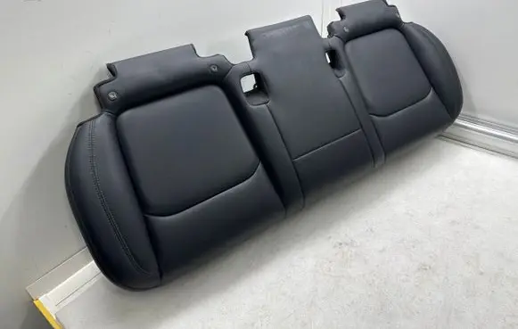 Tesla Model Y Rear seat 1552127C3A EKS22003578067
