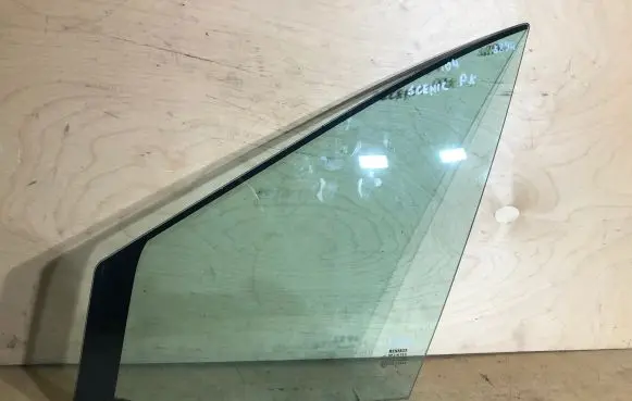 Renault Scenic II - Grand scenic II Front door vent window glass four-door AS2