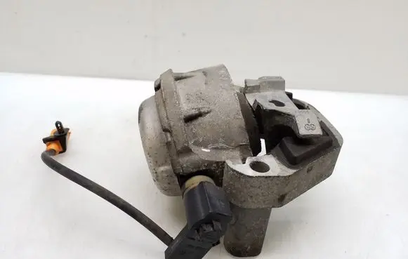 Audi A6 S6 C7 4G Engine mount bracket