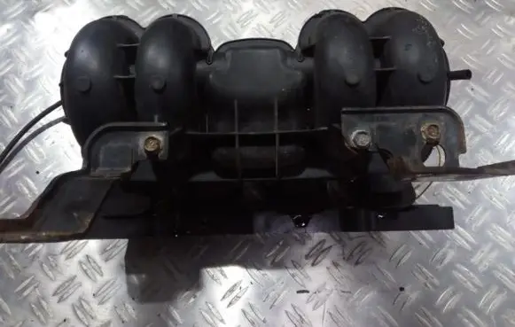 Honda Civic Intake manifold 17100PLAG01 17100-PLA-G01