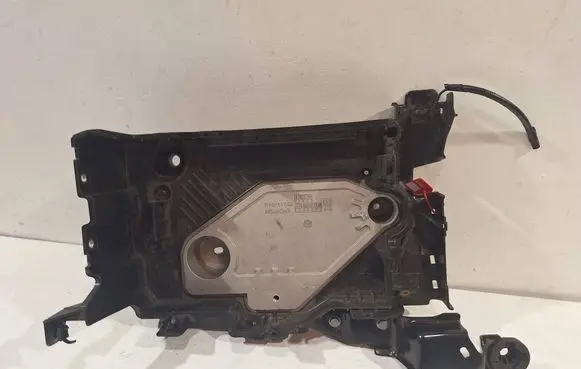 Renault Captur II Battery box tray 648947355R