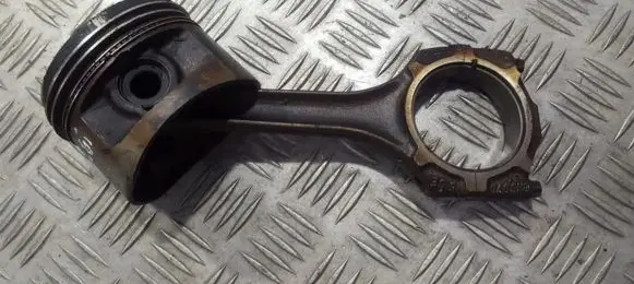 Audi A6 S6 C4 4A Piston with connecting rod