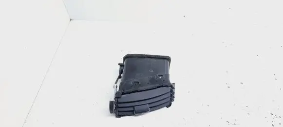 Toyota Corolla Verso AR10 Dash center air vent grill 5568064020 5567064010