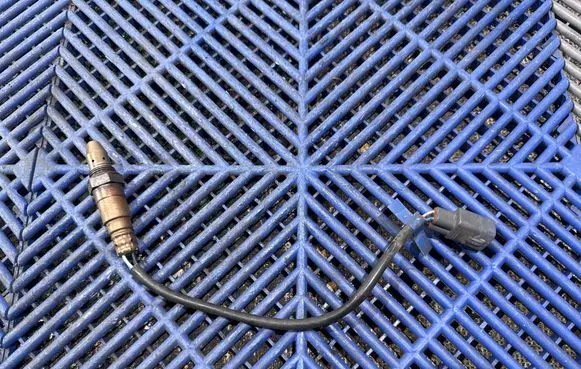 Toyota Prius+ (ZVW40) Lambda probe sensor