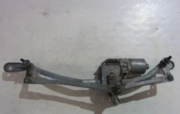 BMW 5 F10 F11 Front wiper linkage 61617272451