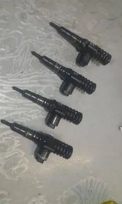 Skoda Octavia Mk1 (1U) Fuel injector