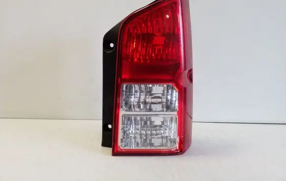 Nissan Pathfinder R51 Rear/tail lights 22016550