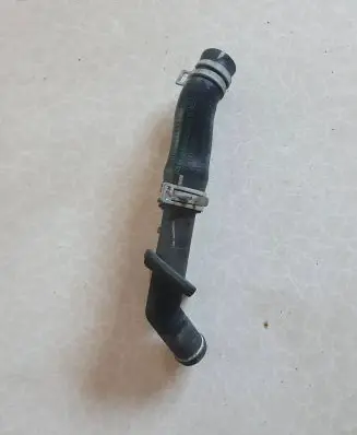 Mercedes-Benz R W251 Engine coolant pipe/hose A2515013982
