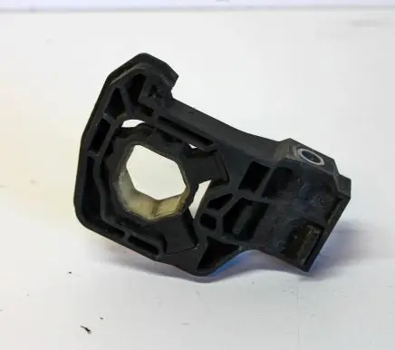 BMW 5 F10 F11 Radiator support slam panel bracket 7575247