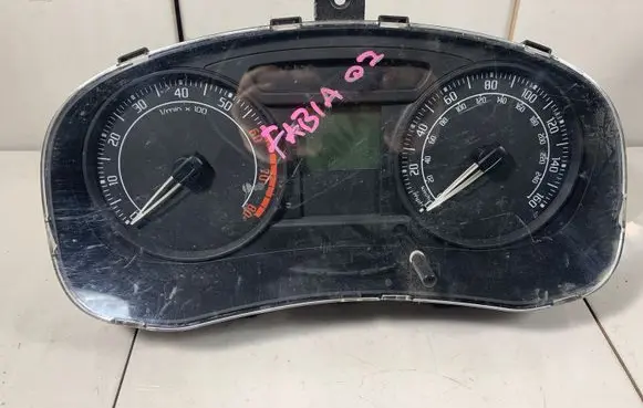 Skoda Fabia Mk2 (5J) Speedometer (instrument cluster) 5J0920900B