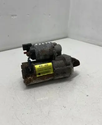 Hyundai i30 Starter motor 361002A950 8000675