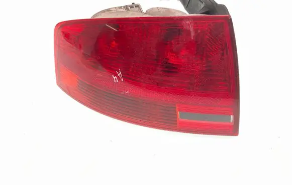 Audi A4 S4 B7 8E 8H Rear/tail lights 8E5945095