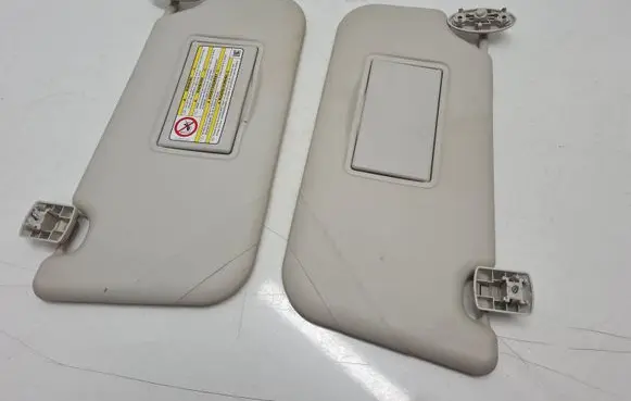 Ford Focus Sun visor