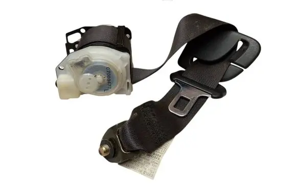 Subaru Legacy Rear seatbelt 0432137