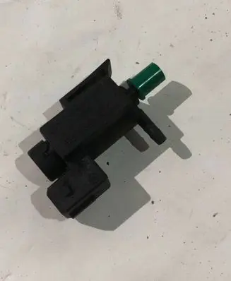 BMW 7 E65 E66 Vacuum valve 70012300 7516375 01T344