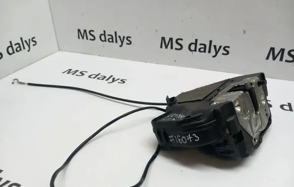 Mercedes-Benz C W203 Rear door lock A2197300235 2197300235