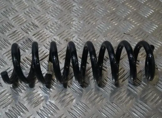BMW 2 F22 F23 Rear coil spring