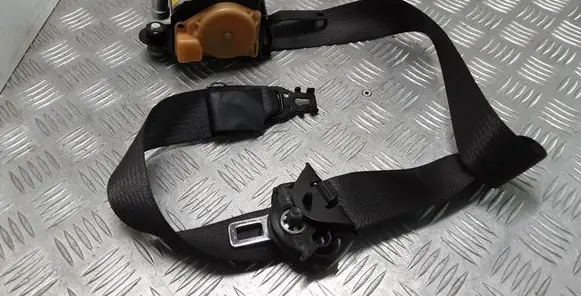 Opel Insignia A Front seatbelt 12848365