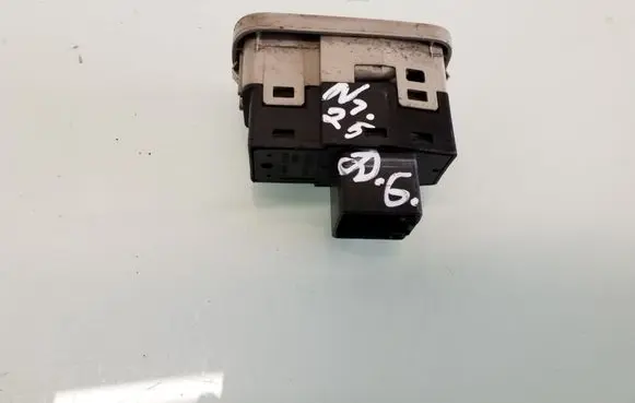Volvo S60 Electric window control switch 9479903