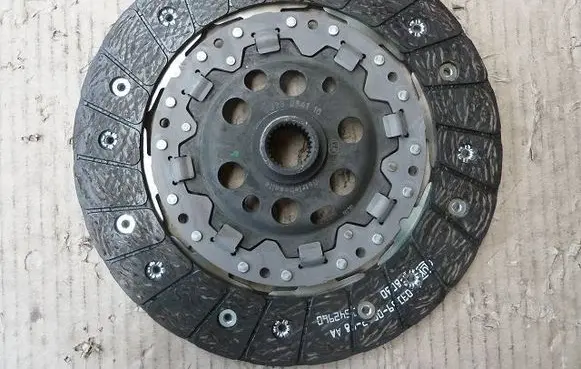 Volkswagen Golf IV Clutch pressure plate 3000951152