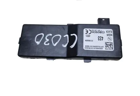 Opel Insignia A Door central lock control unit/module F00HJ00491 13503204