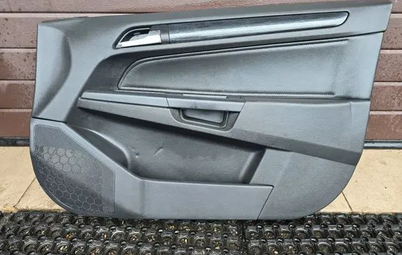 Opel Astra H Front door card panel trim 13221164 151105816 1833318