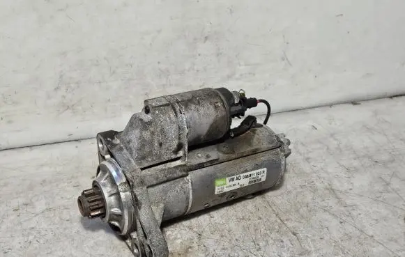 Skoda Octavia Mk1 (1U) Starter motor 02M911023R