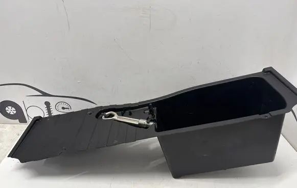 BMW X5 F15 Tool box 7284306 177114