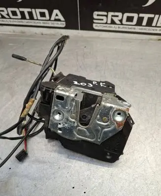 Mercedes-Benz CLK A209 C209 Front door lock 2037200135
