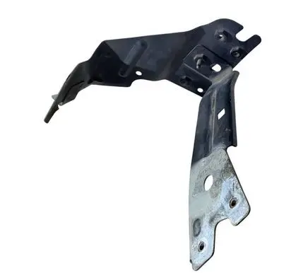 Maserati Ghibli Fender mounting bracket 673002589 673003652