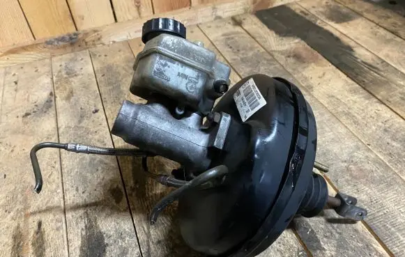 Mercedes-Benz A W168 Master brake cylinder A0054304230 0054304230