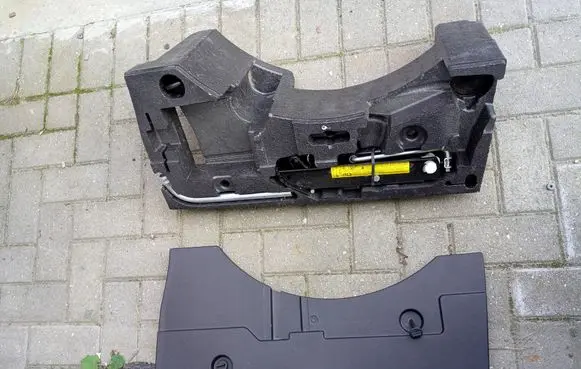 Volkswagen PASSAT B7 Glove box in trunk 3C5012116 3C5012115